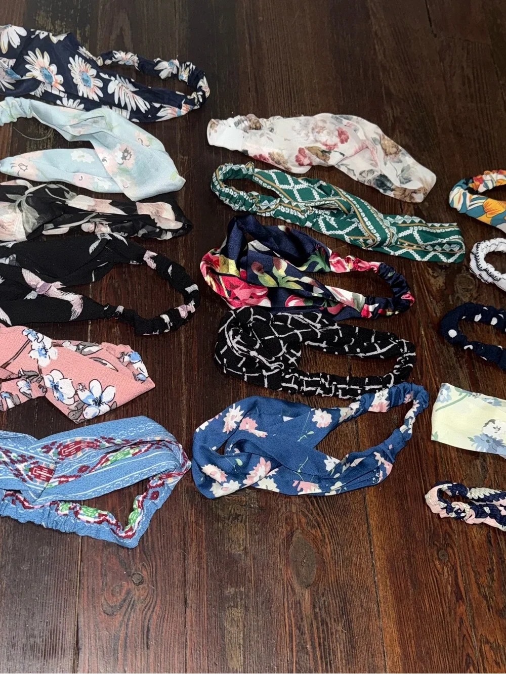 Set of 16 Women's Multicolor Patterned Headbands